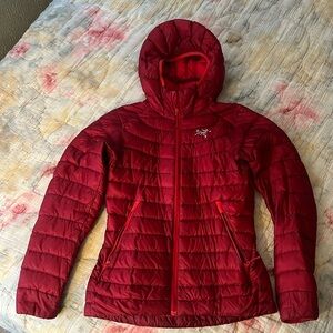 Arc’teryx insulated women’s jacket
